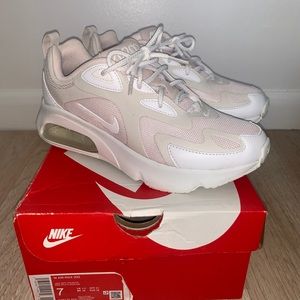 W Air Max 200